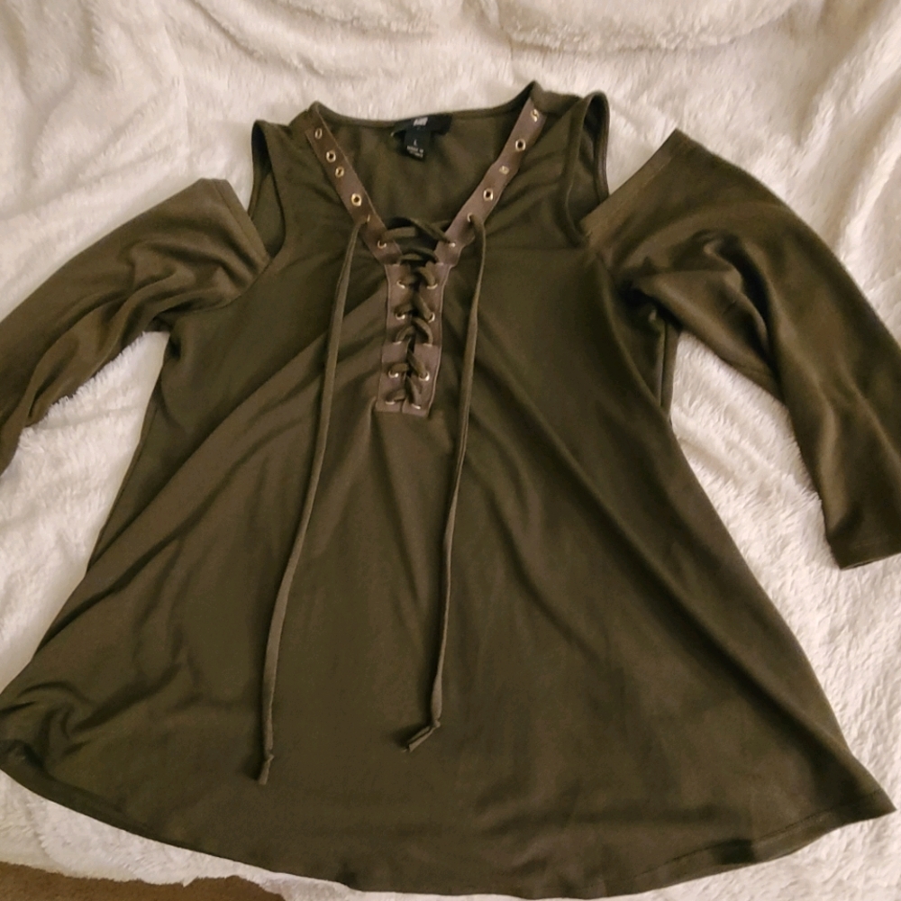 Lace Up Cold Shoulder Top